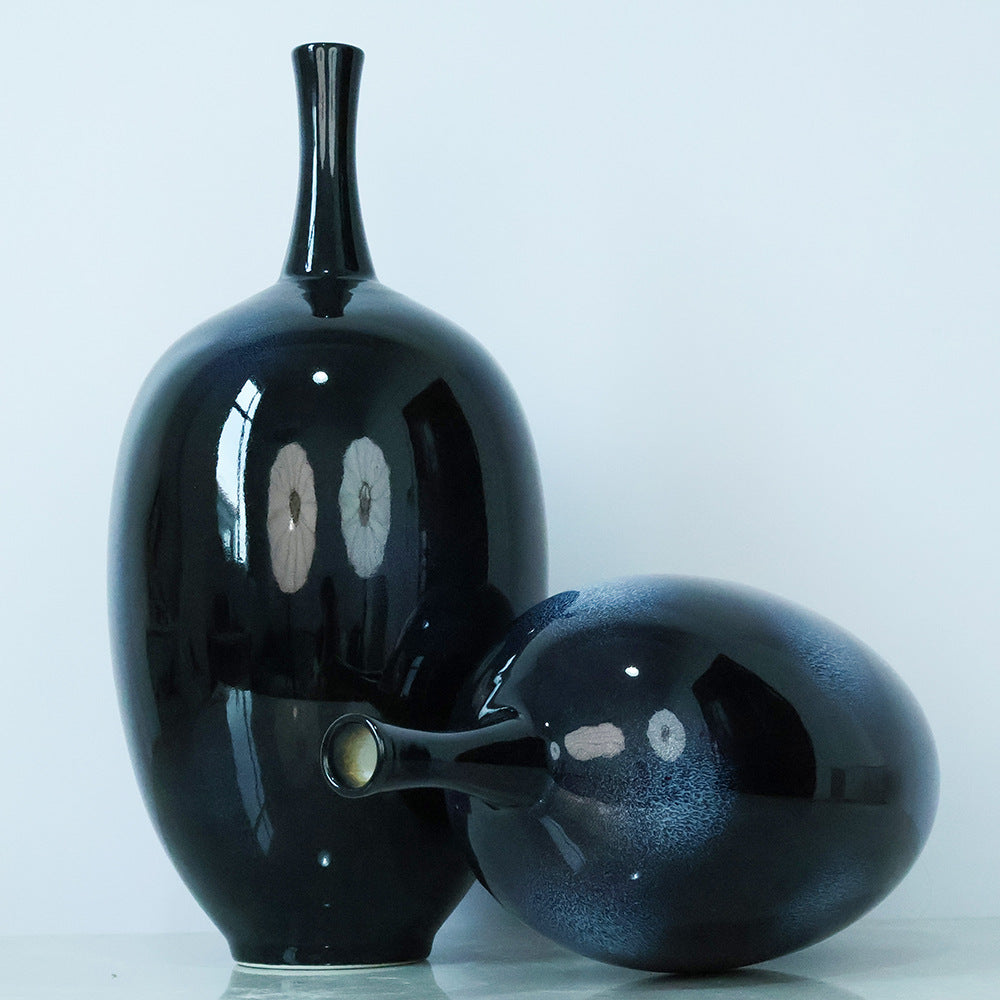 Modern Ceramic Vase – Minimalist Elegant Home Decor