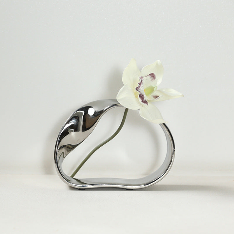 Modern Minimalist Ceramic Vase – Elegant Decorative Home Accent