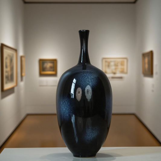 Modern Ceramic Vase – Minimalist Elegant Home Decor