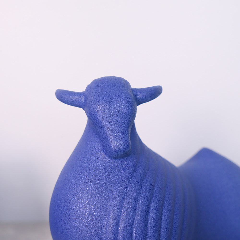 Modern Farm Animal Figurines – Cow & Sheep Decorative Sculptures