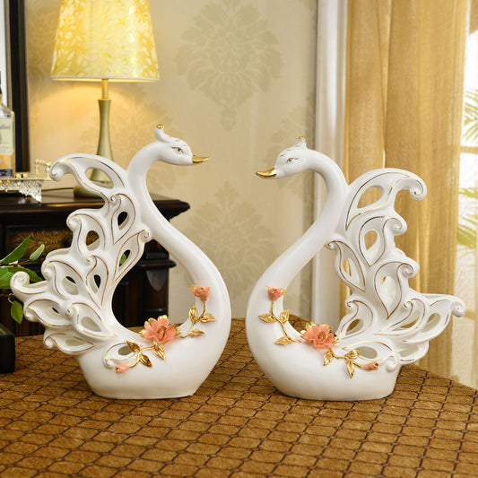 Cute Heart Decor Figurine – Minimalist Ceramic Style Desk & Home Accent (White / Red)